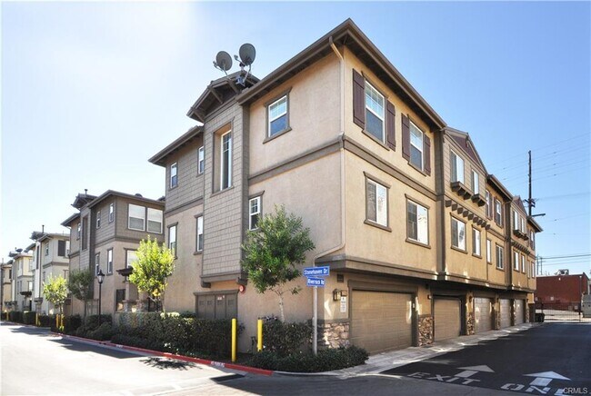 Building Photo - 1270 Riverrock Rd
