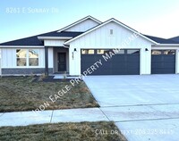 Building Photo - 8261 E Sunray Dr