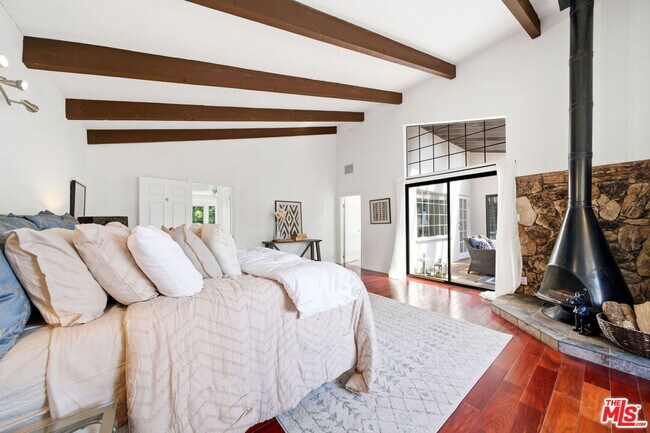 Building Photo - 4115 Laurelgrove Ave