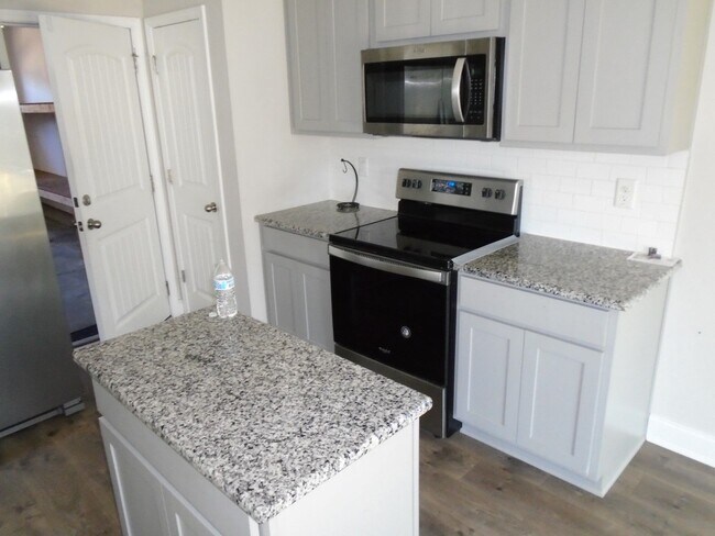 Building Photo - Village at Rockfish!  Beautiful Home in cul-de-sac available!!