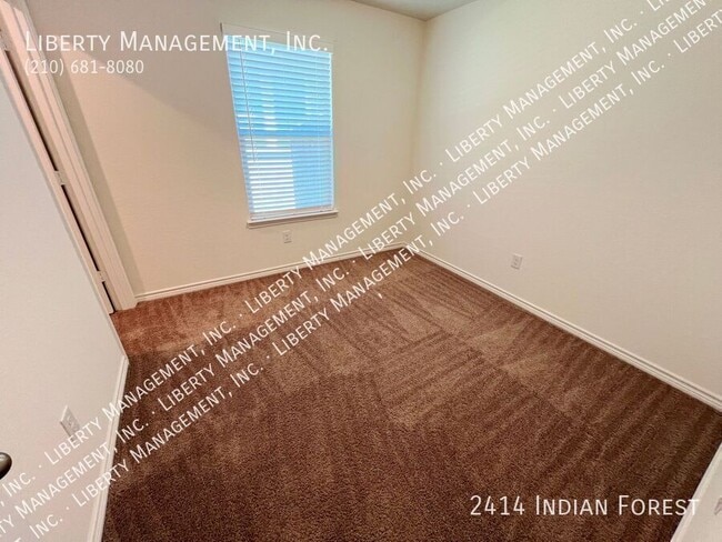 Building Photo - 2414 Indian Frst