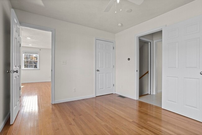 Building Photo - 4 Boxwood Dr