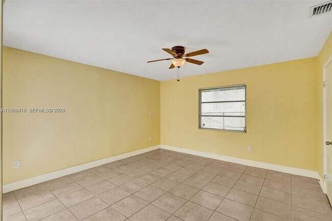 Building Photo - 7131 NW 24th Pl