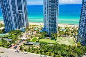 Building Photo - 18101 Collins Ave