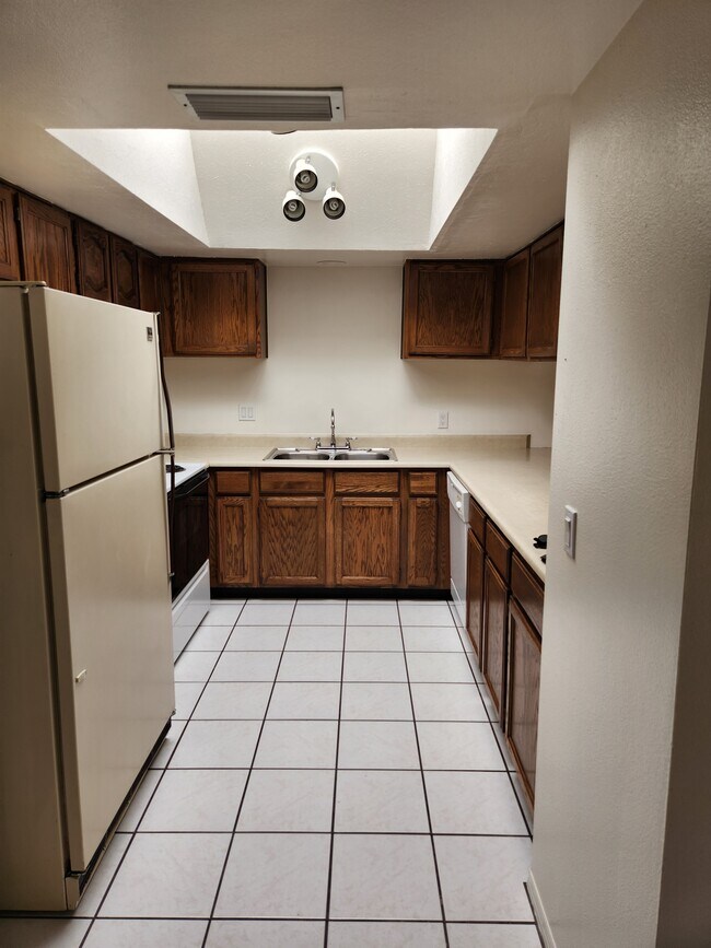 Primary Photo - 14404 N 57th Dr