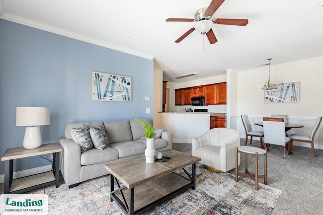 Building Photo - 2118 Silvercrest Dr