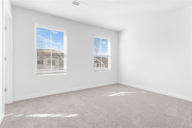 Building Photo - 1925 Westwind St