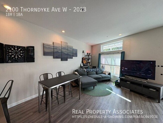 Building Photo - 2100 Thorndyke Ave W