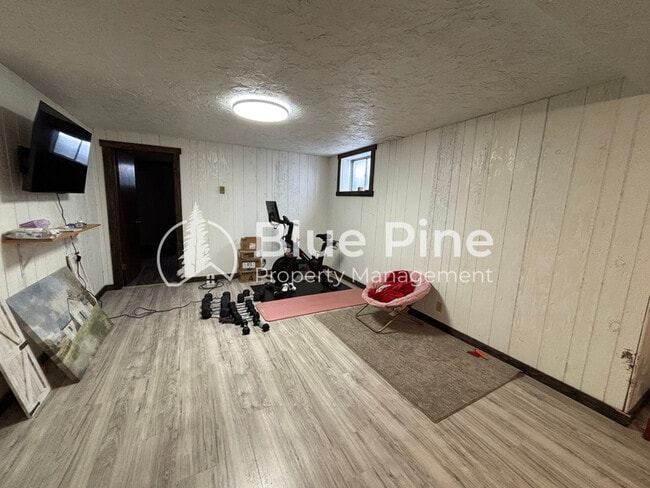 Building Photo - 2014 Tiffany Dr