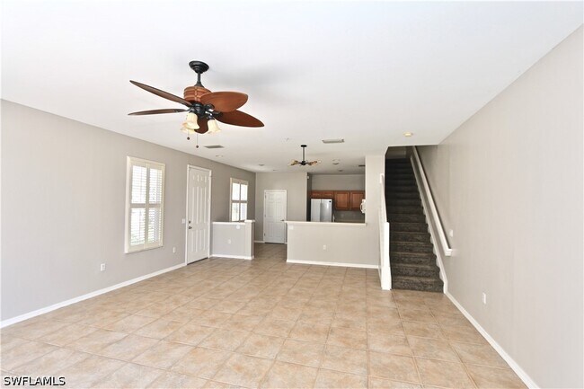 Building Photo - 1055 Albany Ct