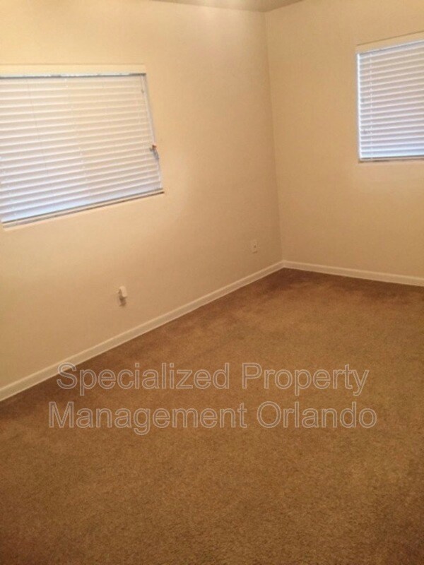 Building Photo - 623 Truesdell Ave