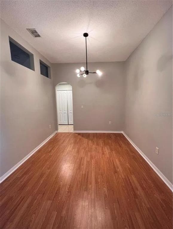 Building Photo - 2709 Hawk Roost Ct