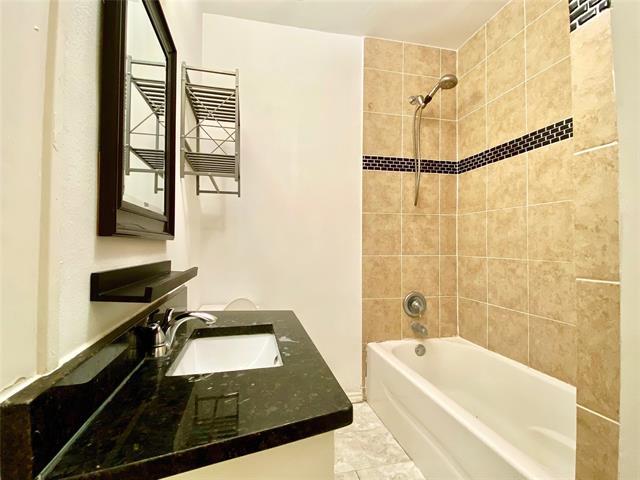 Building Photo - 3717 Throckmorton St