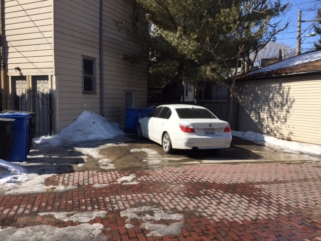 Building Photo - 1429 N Elk Grove Ave