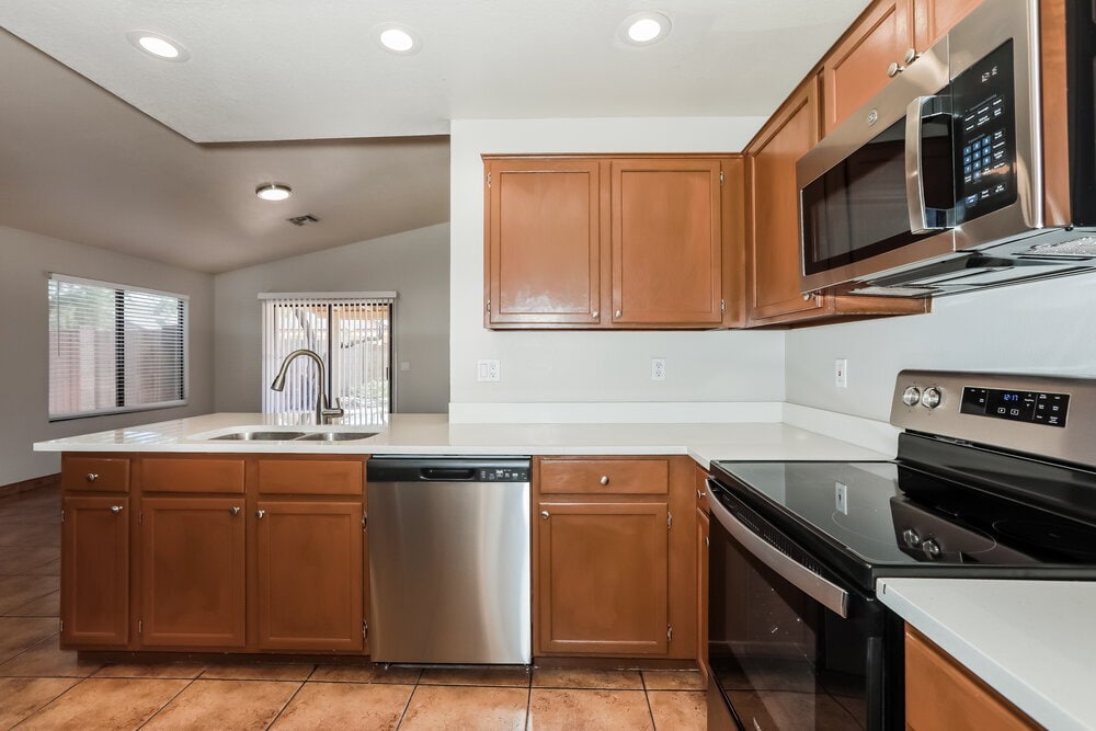 Building Photo - 8515 W Elm St