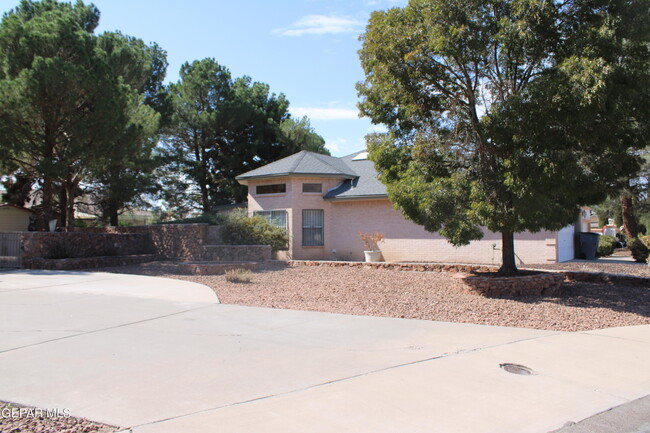 Building Photo - 11808 Pueblo Lindo Ct