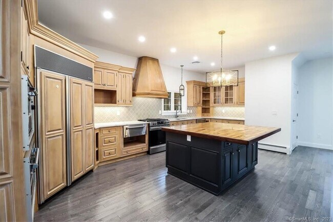 Building Photo - 29 CT-55