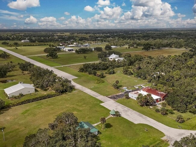 Building Photo - 4708 Hidden River Rd