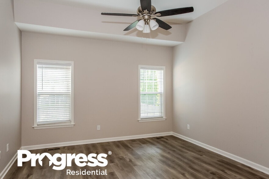 Building Photo - 2358 Wednesbury Ct