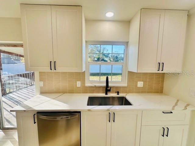 Building Photo - 1004 7th St S