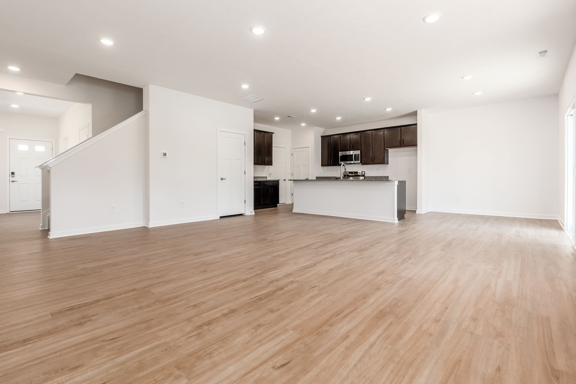 Building Photo - 2787 Horsham Dr