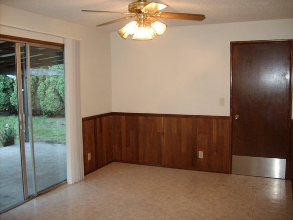 Building Photo - NW Eugene home in a cul-de-sac with a larg...
