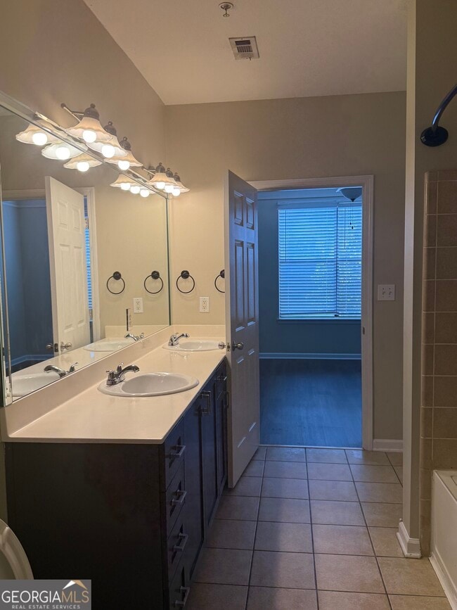 Building Photo - 400 17th St NW