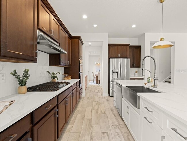 Building Photo - 10414 Royal Cypress Way