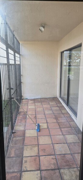 Building Photo - 14912 SW 88th Ter
