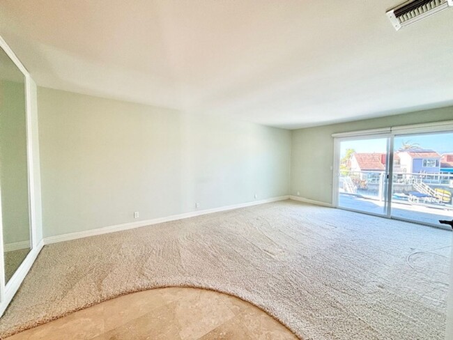 Building Photo - 2204 Kingsbridge Ln