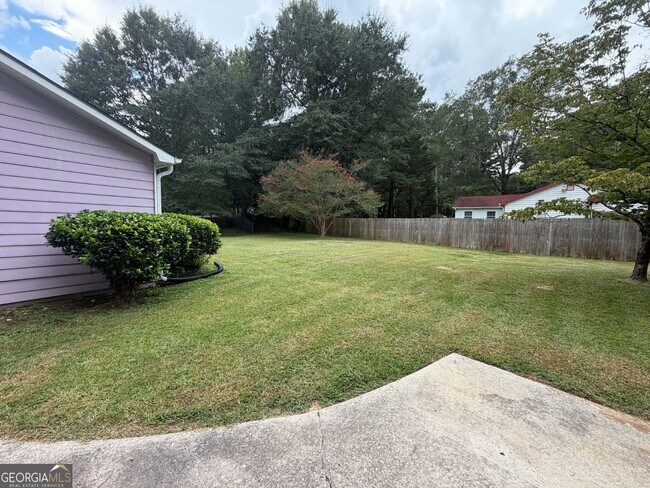 Building Photo - 7021 Whitfield Dr