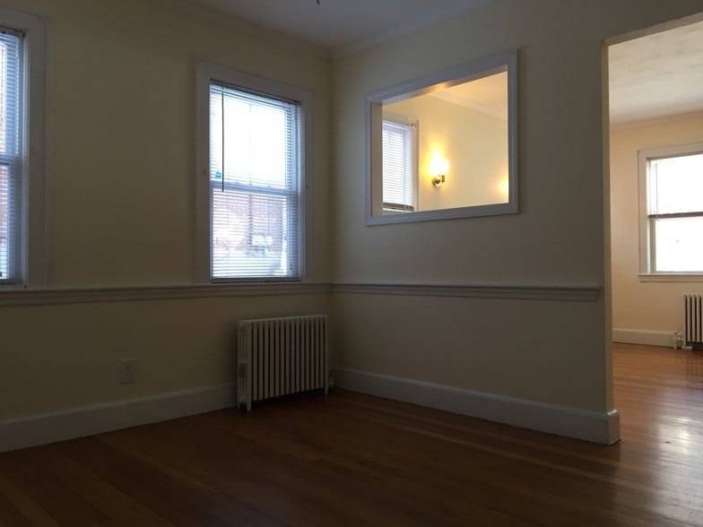 Building Photo - 38 Blake St