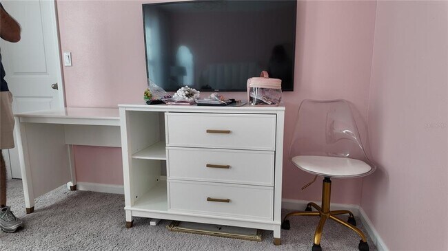 Building Photo - 8599 Sportsman Lp