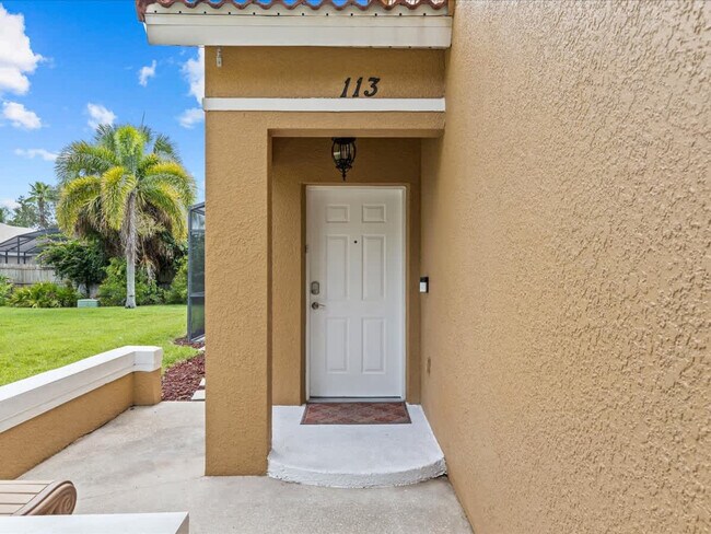 Building Photo - 113 Pompano Beach Dr