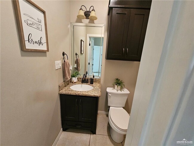 Building Photo - 21 Radiant Ln