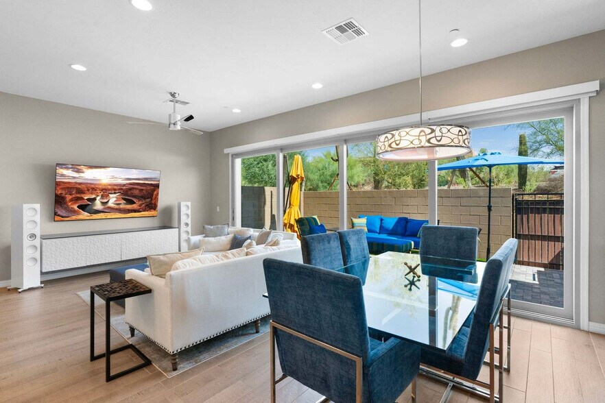 Building Photo - 7356 E Vista Bonita Dr