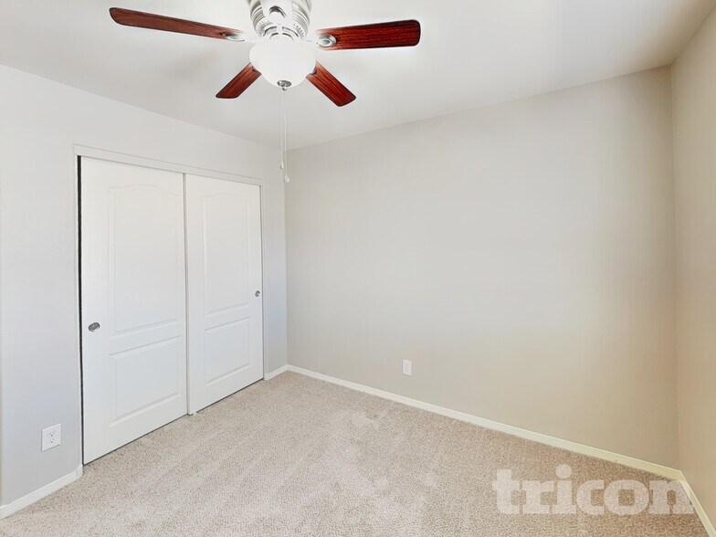 Building Photo - 10613 Sand Mountain Ave