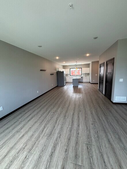 Building Photo - 3056 Bluestem Trl