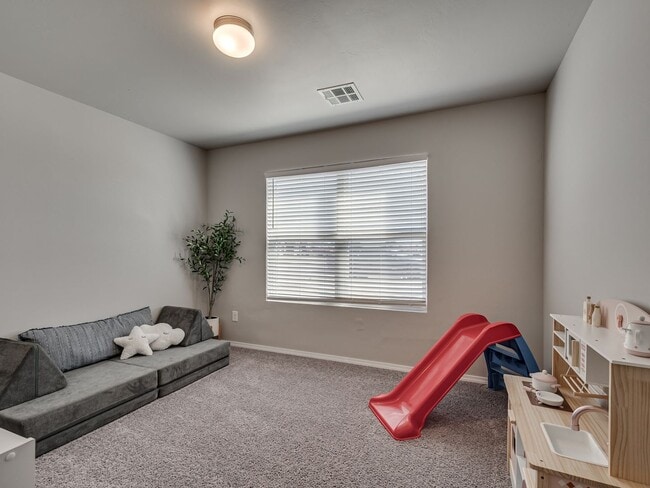 Building Photo - 313 Foxtrot Ter