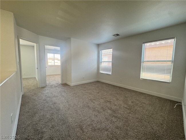 Building Photo - 6339 W Silver Ribbon Ct