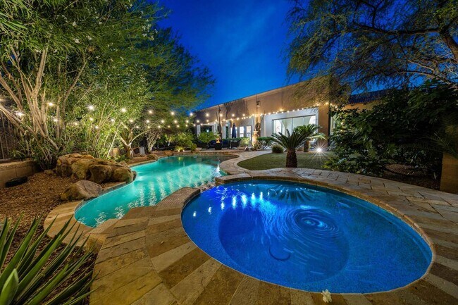 Building Photo - 14598 E Corrine Dr