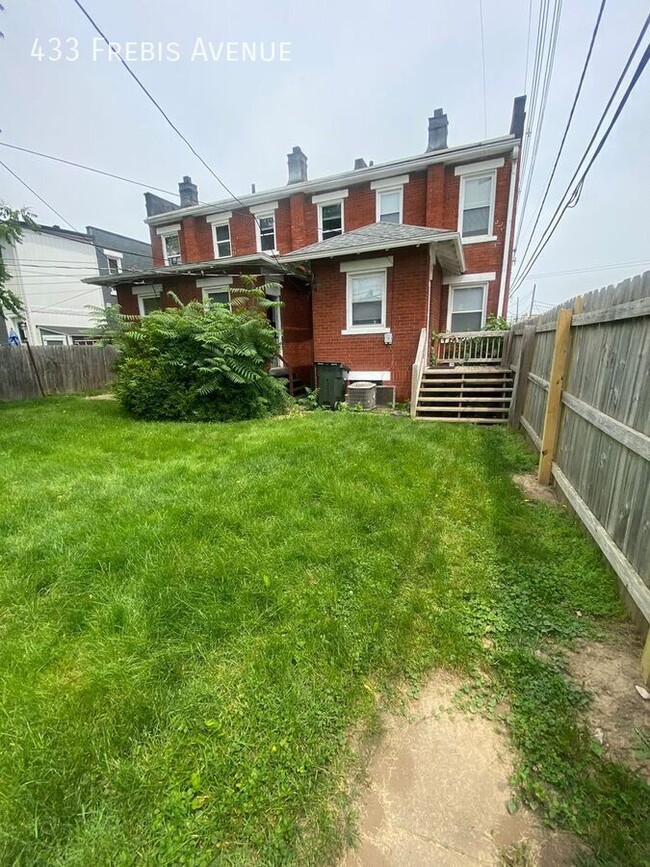 Building Photo - 433 Frebis Ave