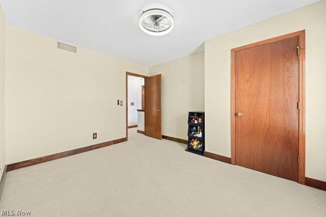 Building Photo - 13943 Walking Stick Way