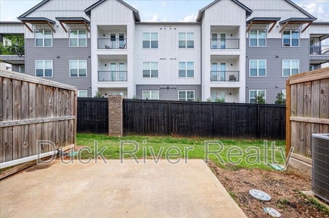 Building Photo - 2718 Wind Gap Dr