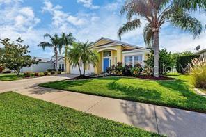 Building Photo - 4510 Sanibel Way