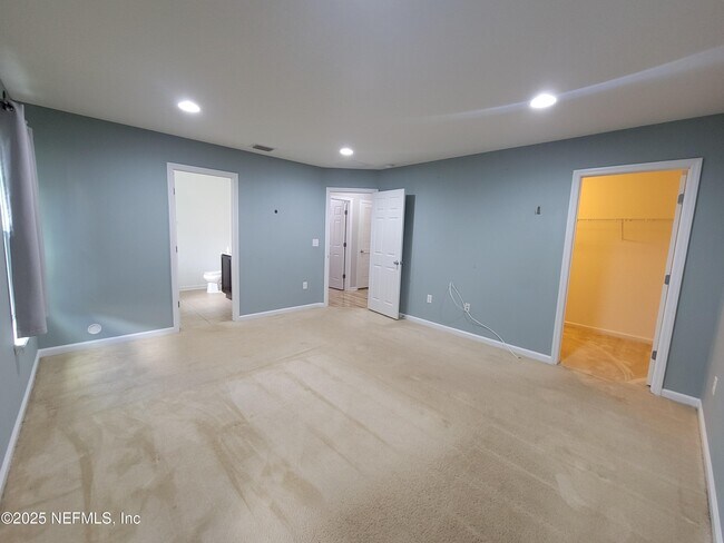 Building Photo - 4447 Oak Moss Loop