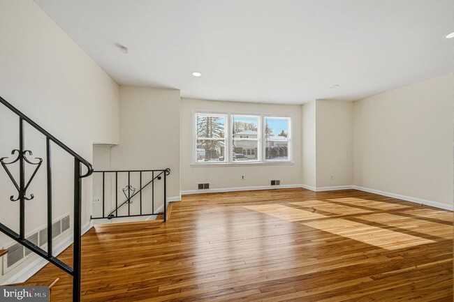 Building Photo - 2651 Abington Rd