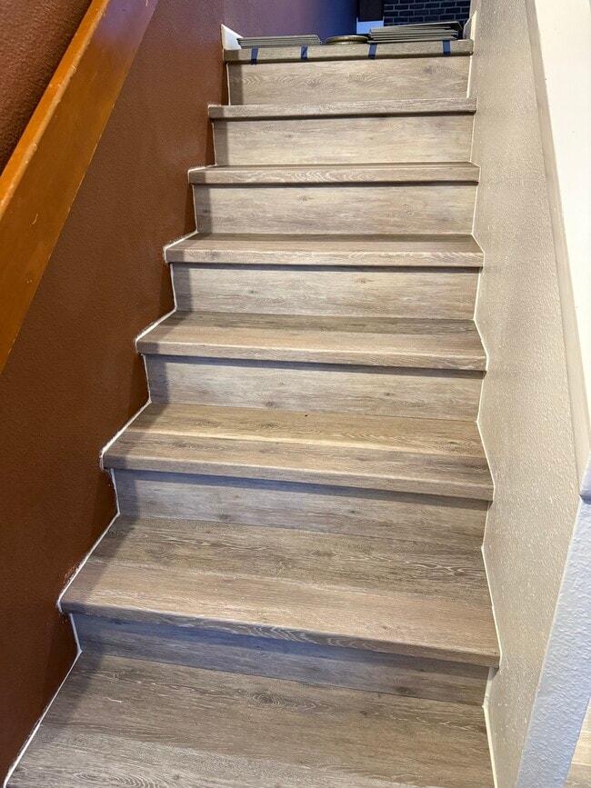 Building Photo - 2231