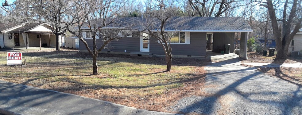 Fabulous House for Rent - 2339 W. Holly