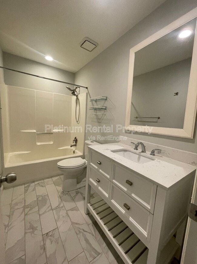 Building Photo - 4186 Nowata Dr NE